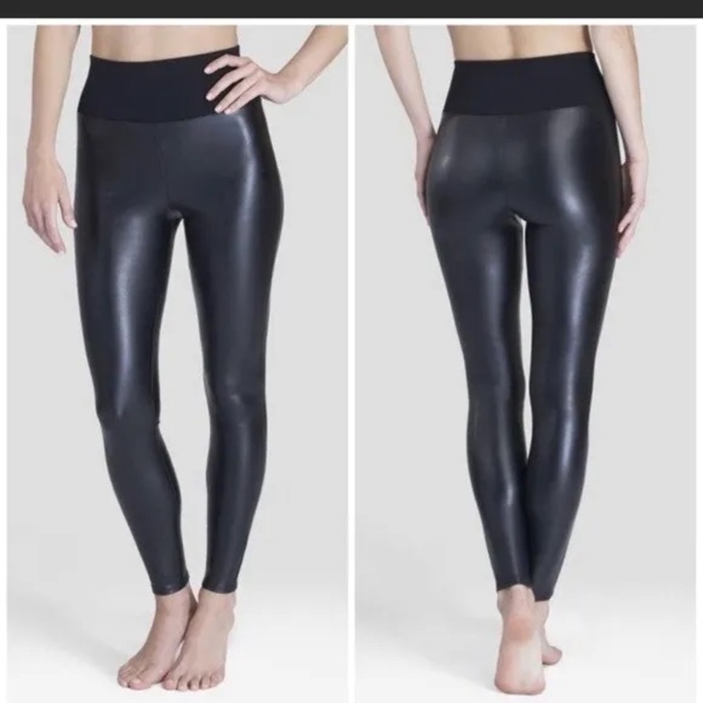 Assets by Spanx high rise faux leather leggings